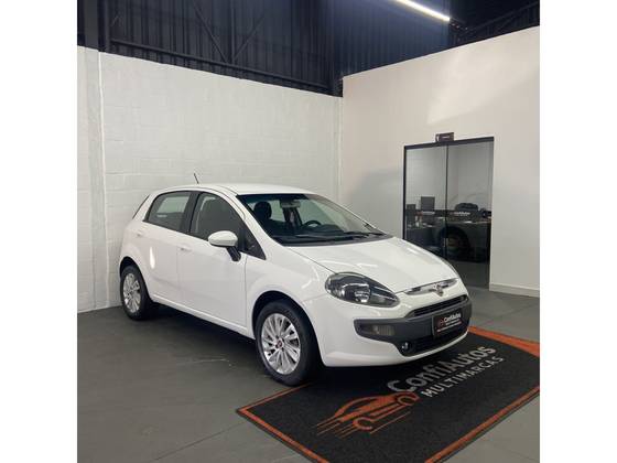 FIAT PUNTO 1.6 ESSENCE 16V FLEX 4P MANUAL